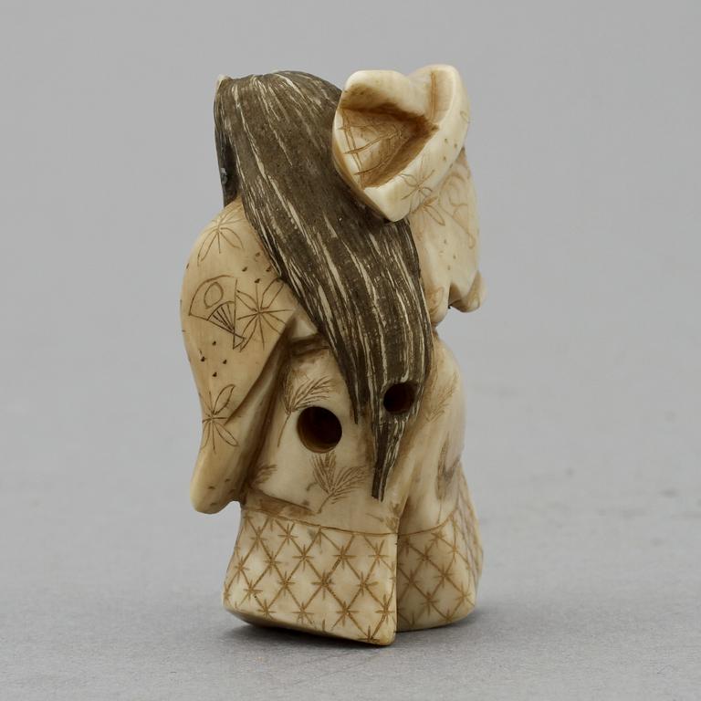 NETSUKE, ben, Japan, troligen Meiji, sign.