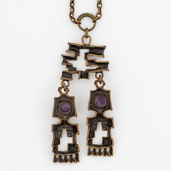 Pentti Sarpaneva, necklace, bronze with amethysts.