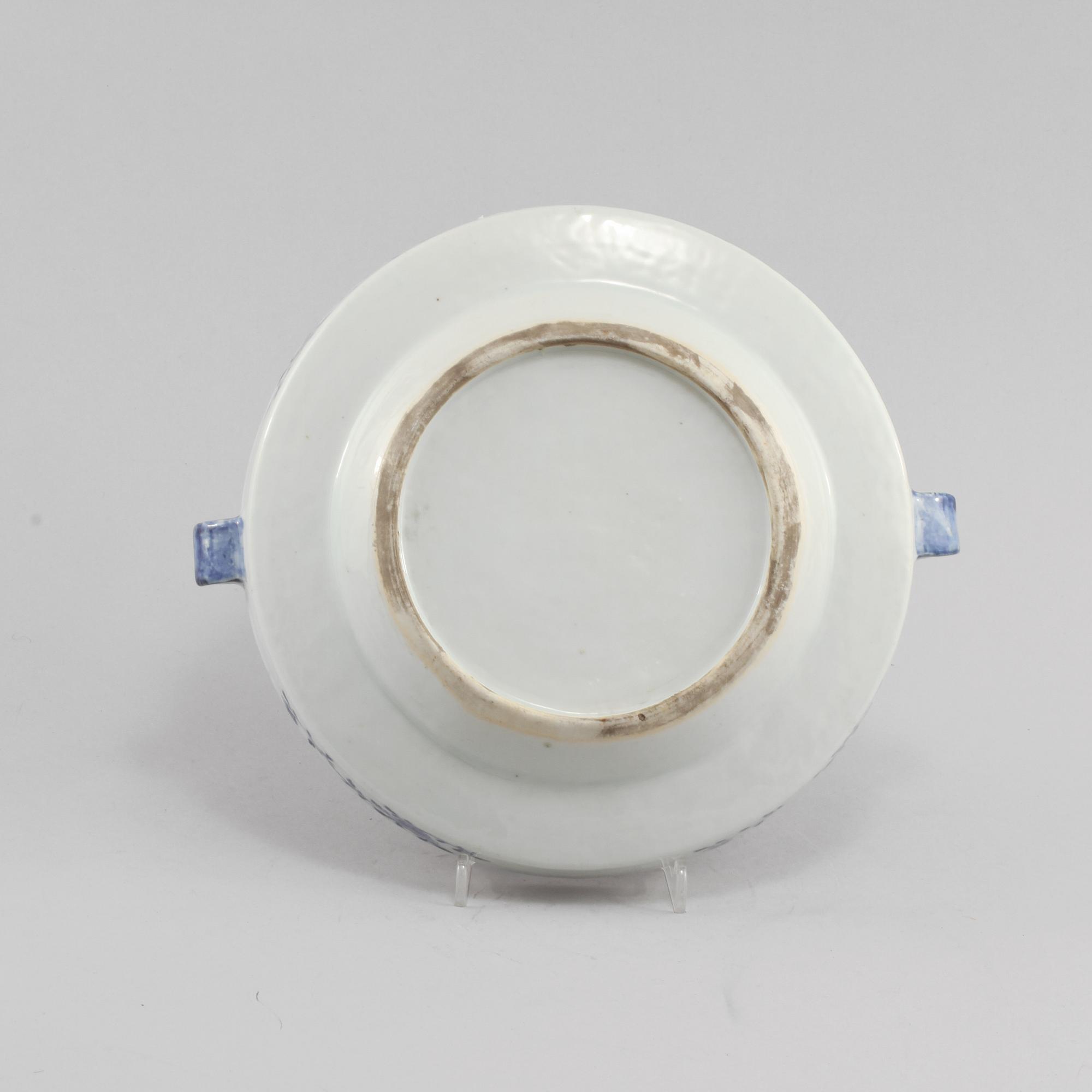 VÄRMEFAT, porslin, Kina, 1800-tal.