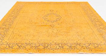 A Kerman carpet of vintage design, c 391 x 290 cm.