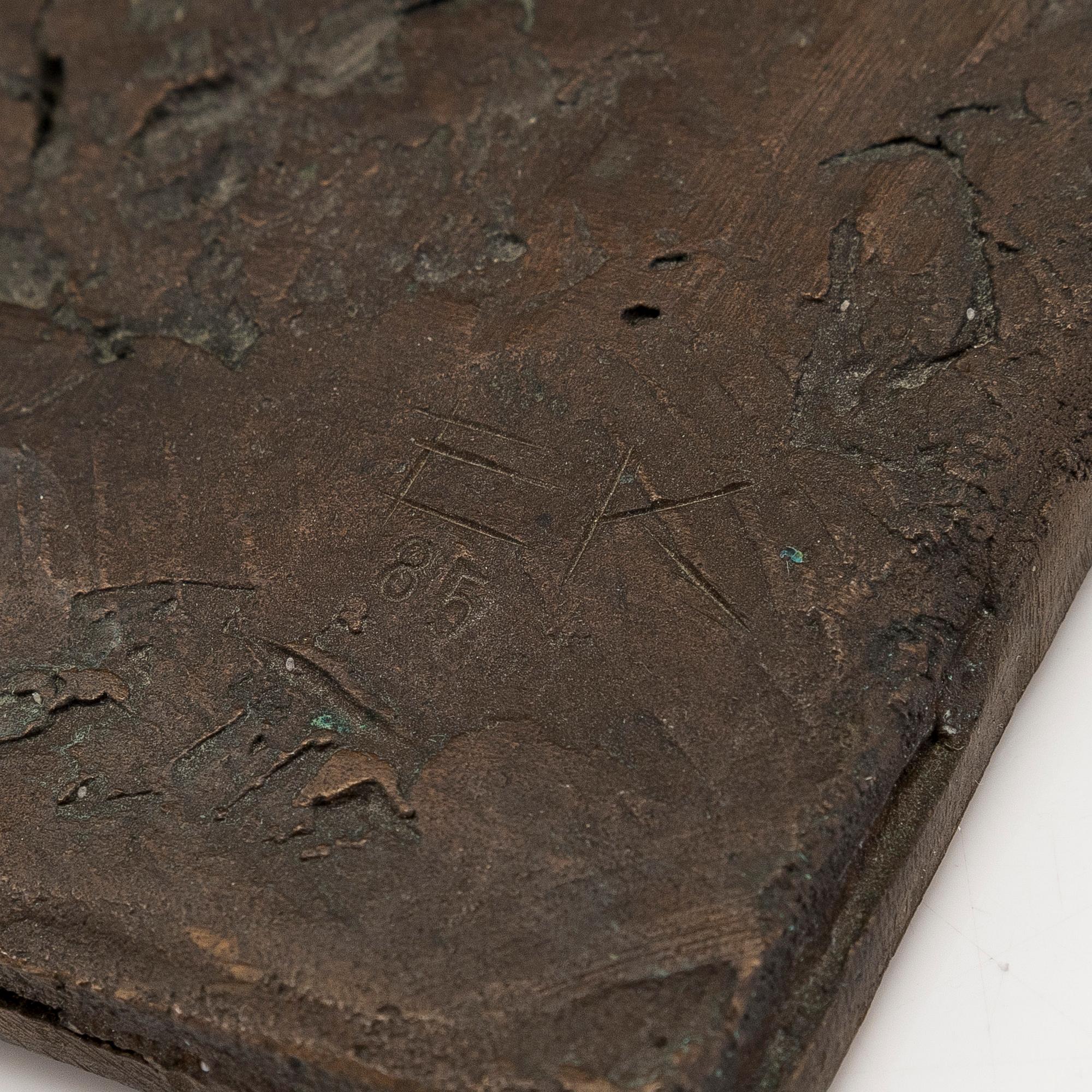 Erkki Kannosto, Sittande figur.