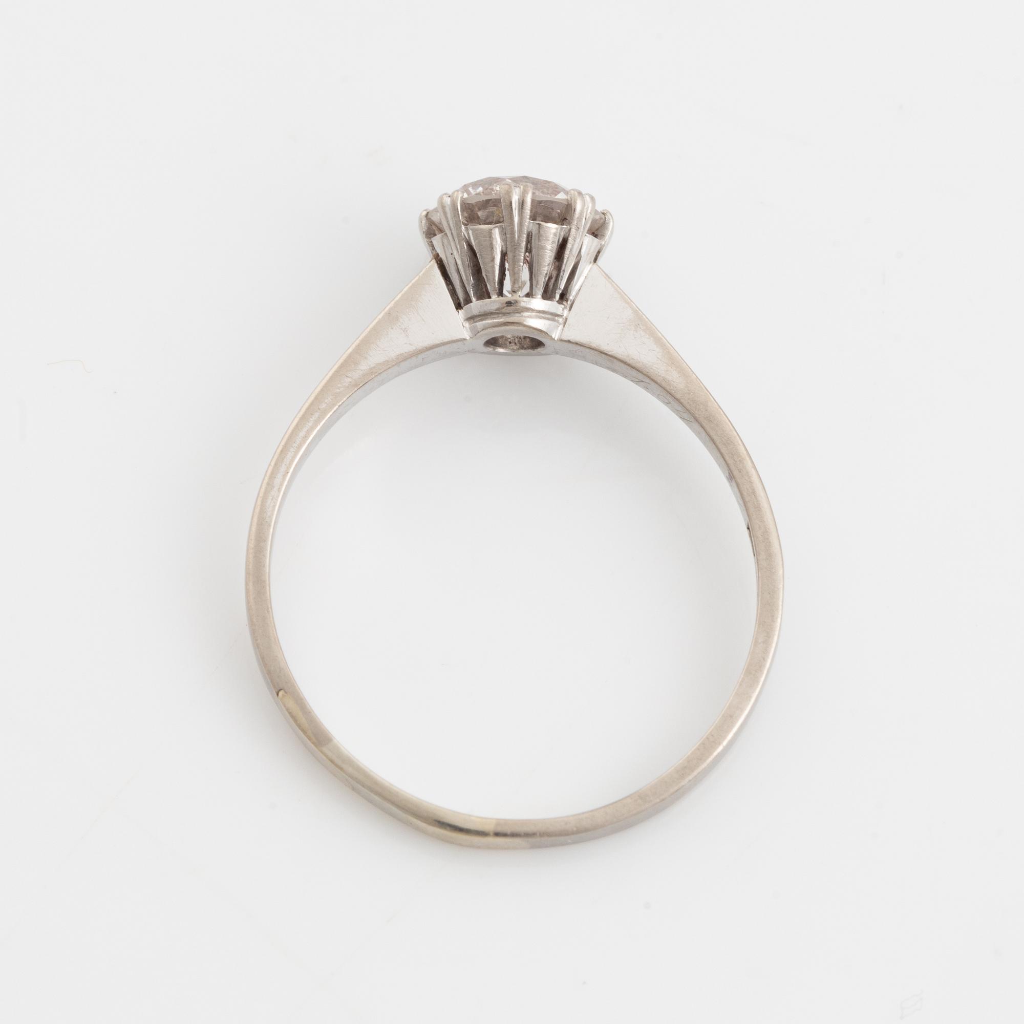 Ring, 18K white gold, with brilliant-cut diamond 1.04 ct.