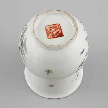 VAS, porslin, Kina, 1800/1900-tal.