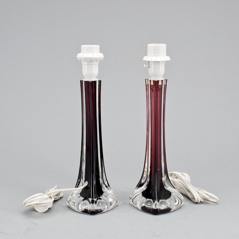 BORDSARMATURER, ett par, glas, Flygsfors, 1900-talets andra hälft.