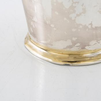 A Swedish 20th century silver vase mark of Edlunds silver factory Stockholm 1949, weight 532 grams.