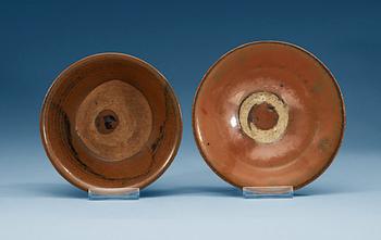 A pair of brown and black glazed bowls, Song dynasty (960-1279).