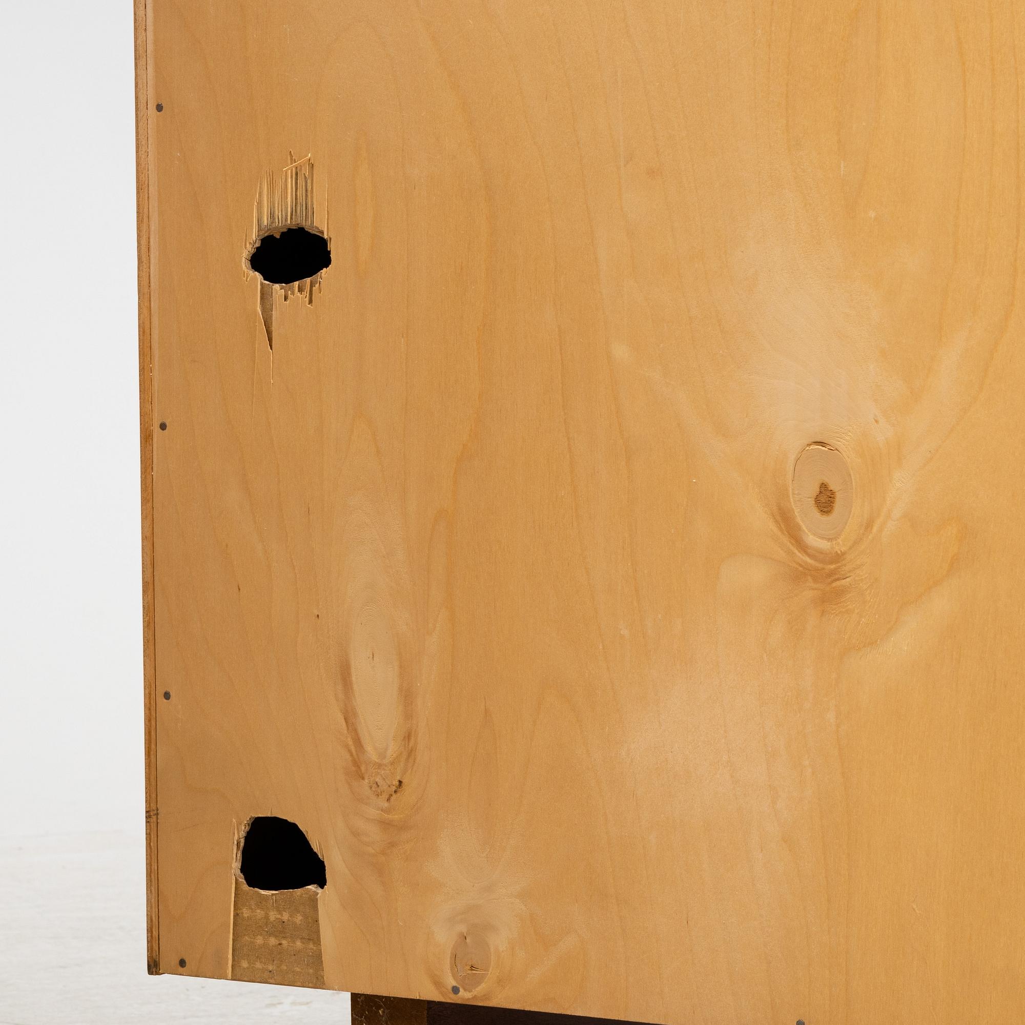 Josef Frank, two mahogany veneered bokkshelves, model 2112, Firma Svenskt Tenn, Sweden.