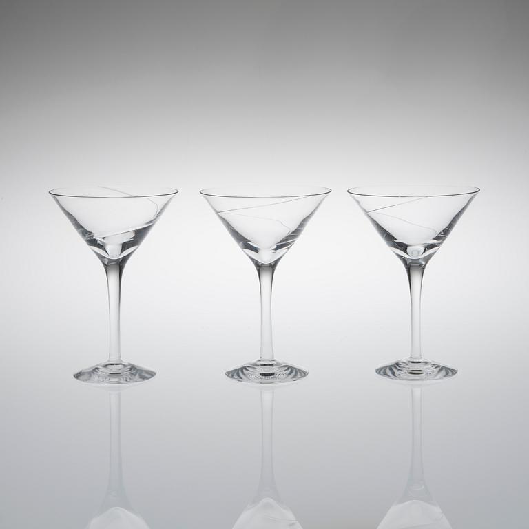 DRICKSGLAS, 12 st, "Line" Anna Ehrner, Kosta Boda, 1900-talets slut.