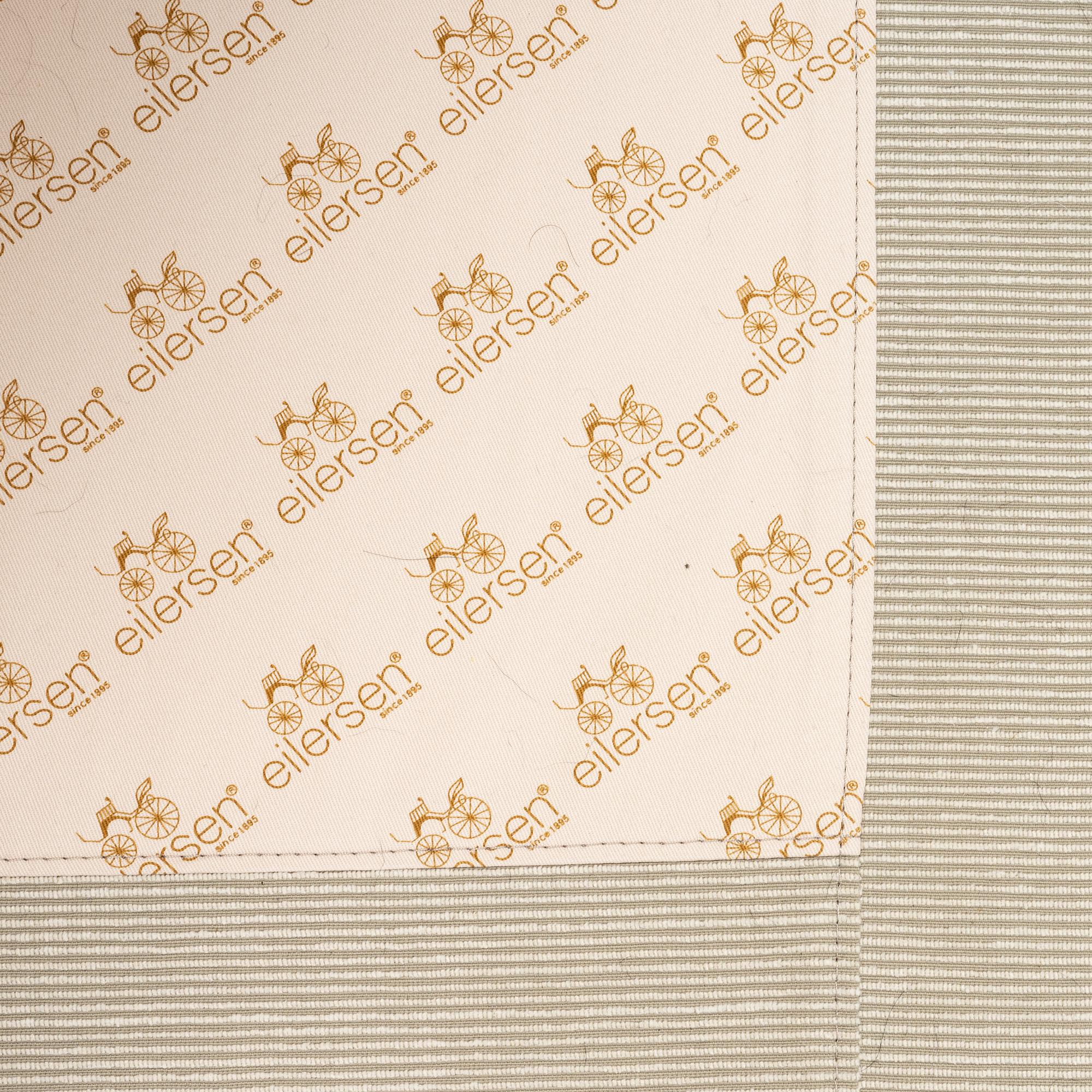 A corned sofa from Eilersen.