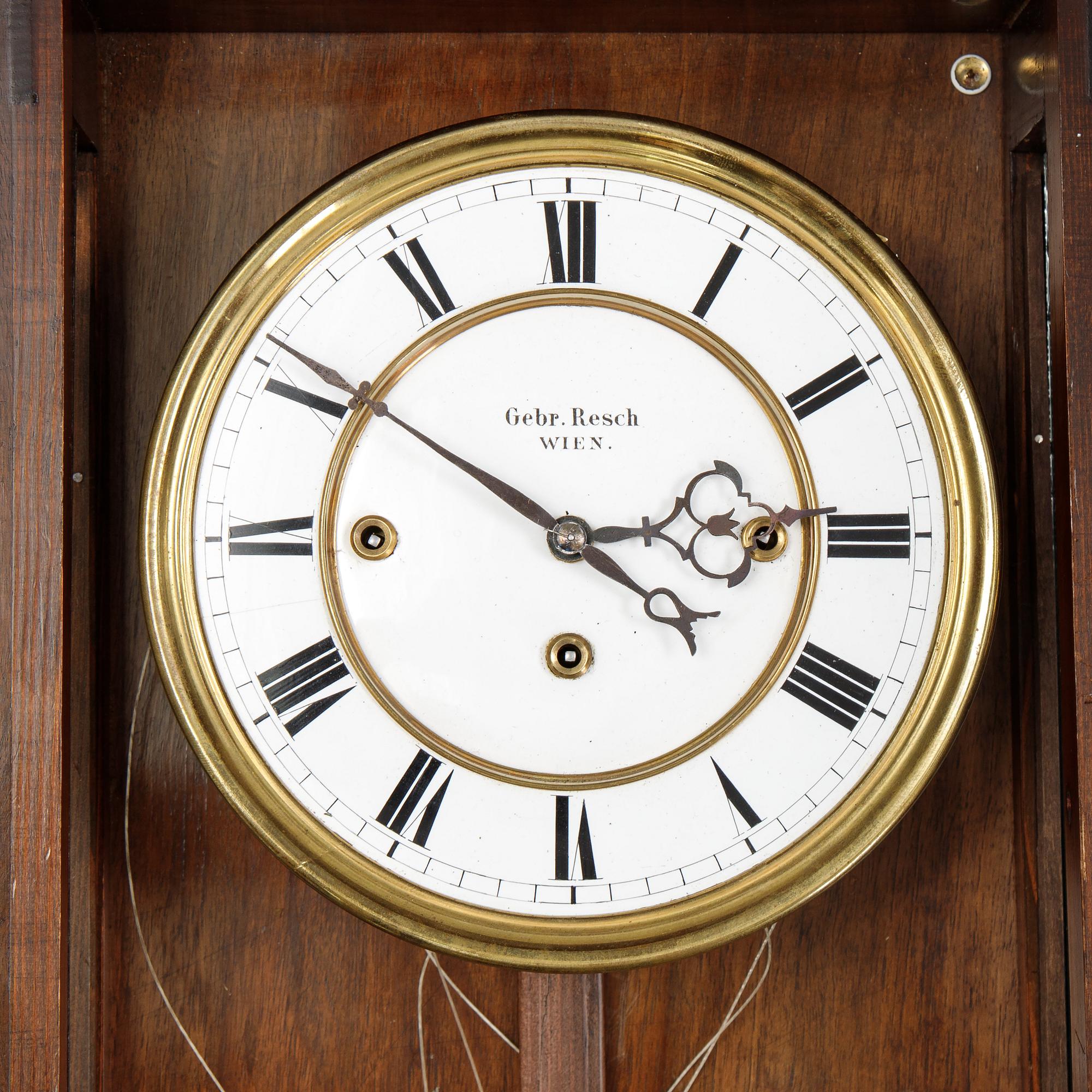 A Wienese regulator wall clock from Gebrüder Resch, late 19th Century.
