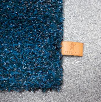 MATTA, "Gry". handtuftad  designad av Gunilla Lagerhem Ullberg, Kasthall. Formgiven 2011.  Ca 300x200 cm.