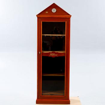 CIGARRSKÅP/HUMIDOR, Habans, 1900-talets andra hälft.