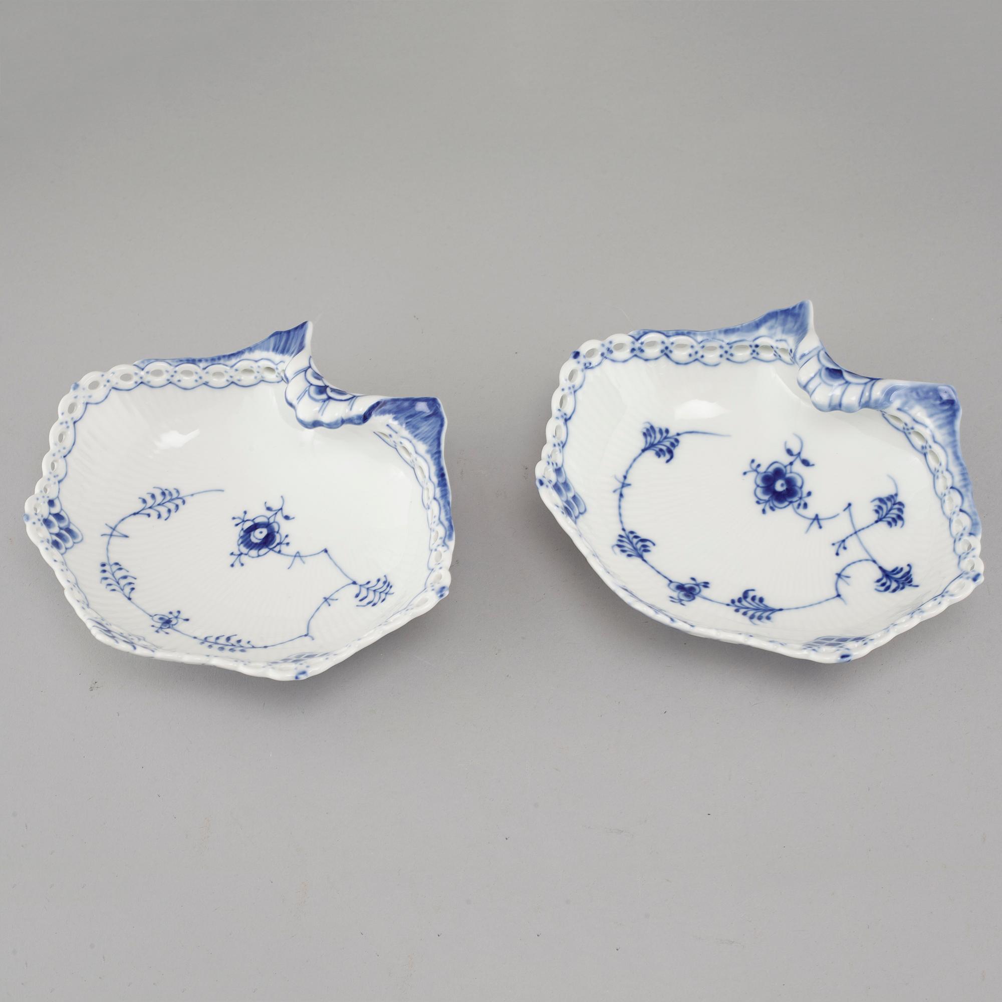 A pair of porcelain serving dished by Royal Copenhagen from the second half of the 20th century.