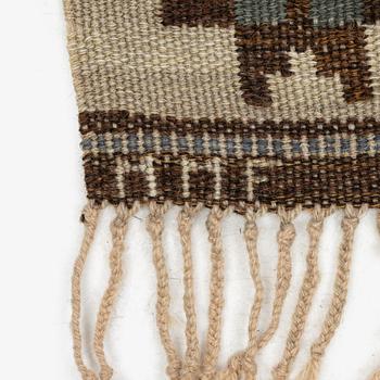 Märta Måås-Fjetterström, draperi, "Lammet", rölakan, ca 269 x 147 cm, signerad MMF.