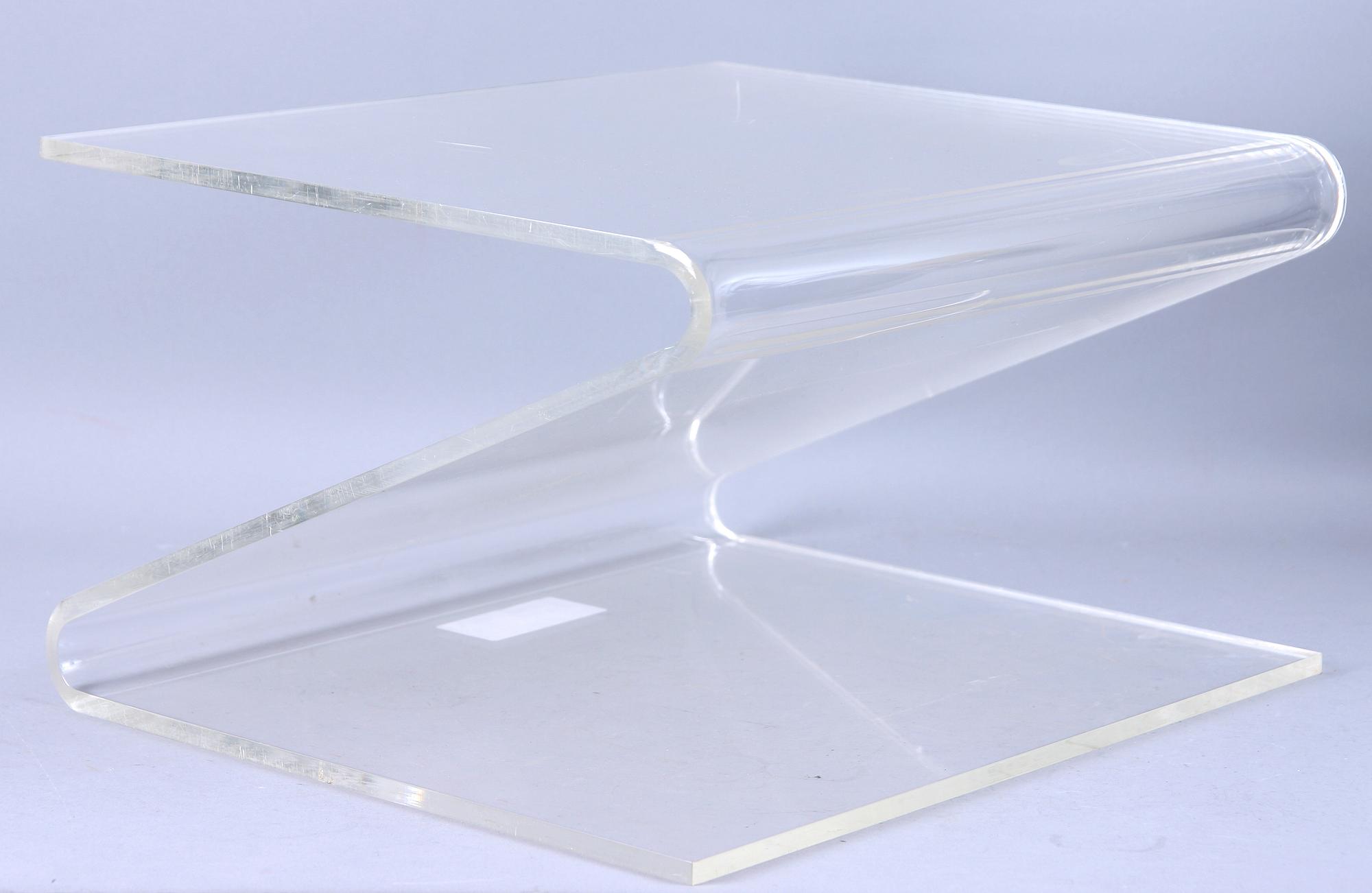 SIDOBORD, plexiglas, 1900-talets sista kvartal.