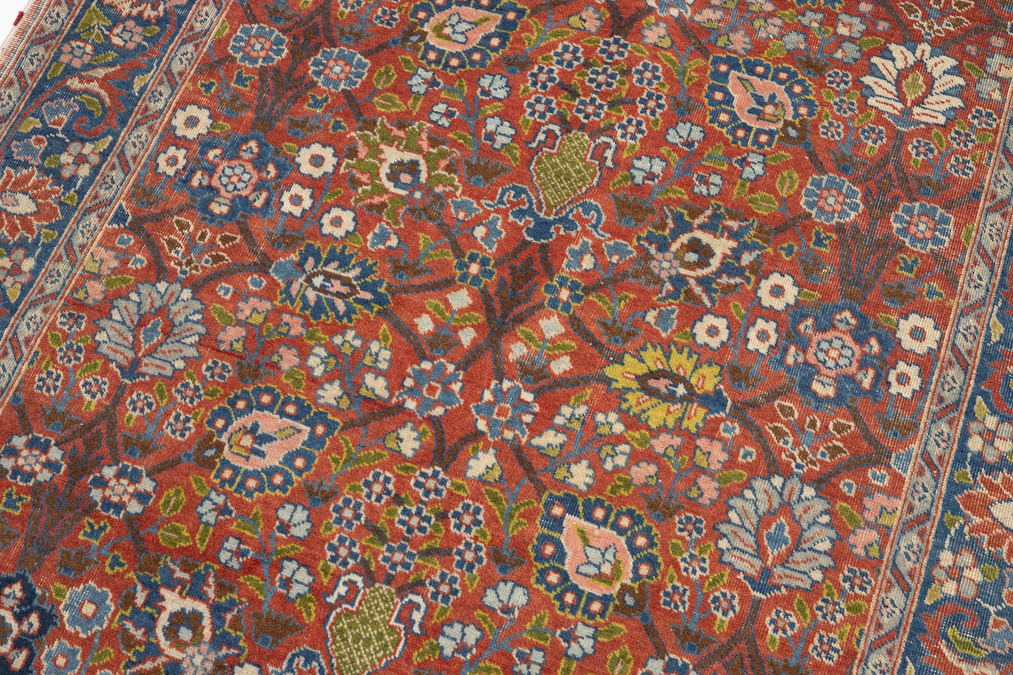 An antique Mahal rug, c.. 178 x 132 cm.