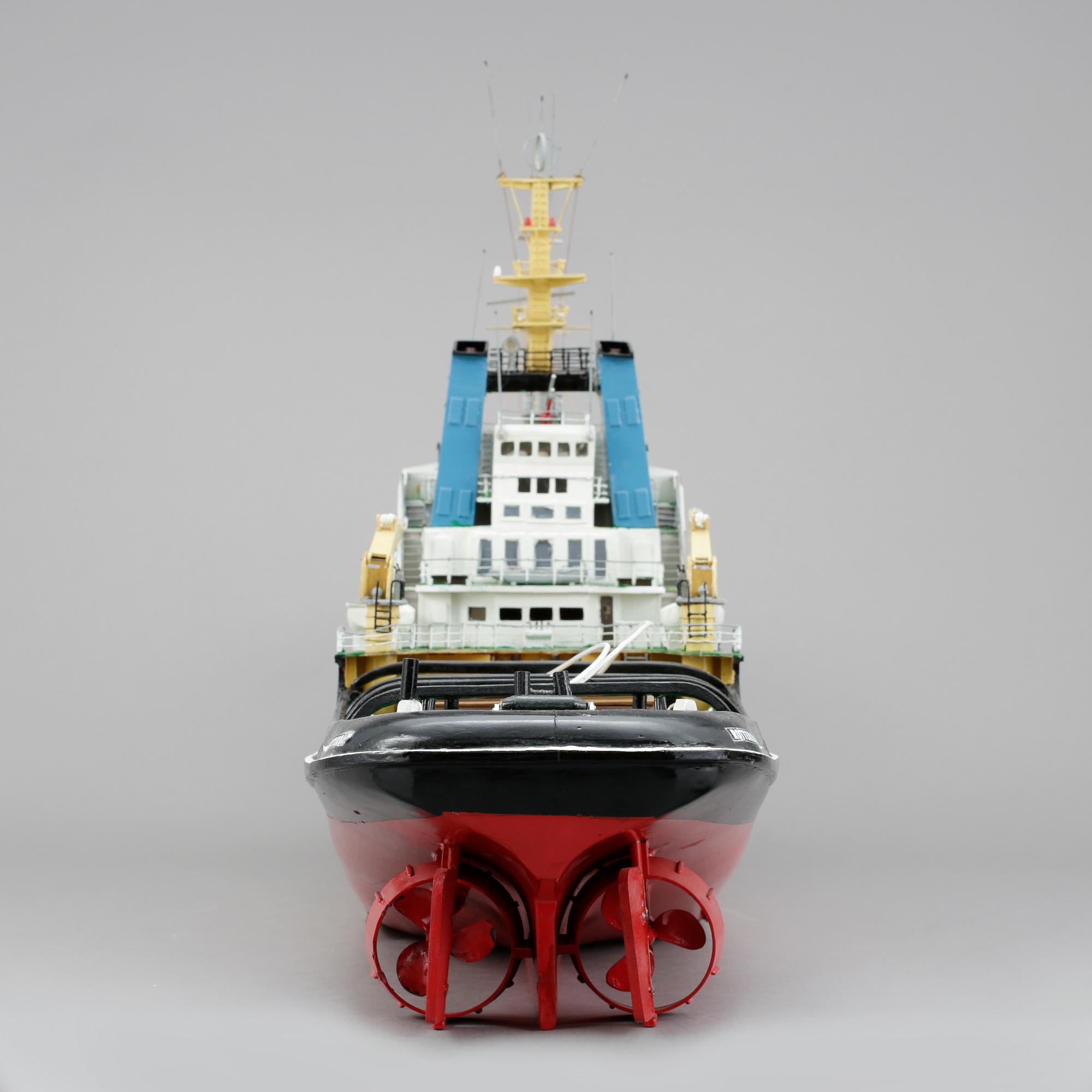 MODELLFARTYG, radiostyrt, 1900-talets slut.