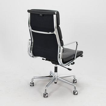 Charles & Ray Eames, kontorsstol, "Soft Pad Chair EA 219, high backrest", Vitra. 2000-tal.