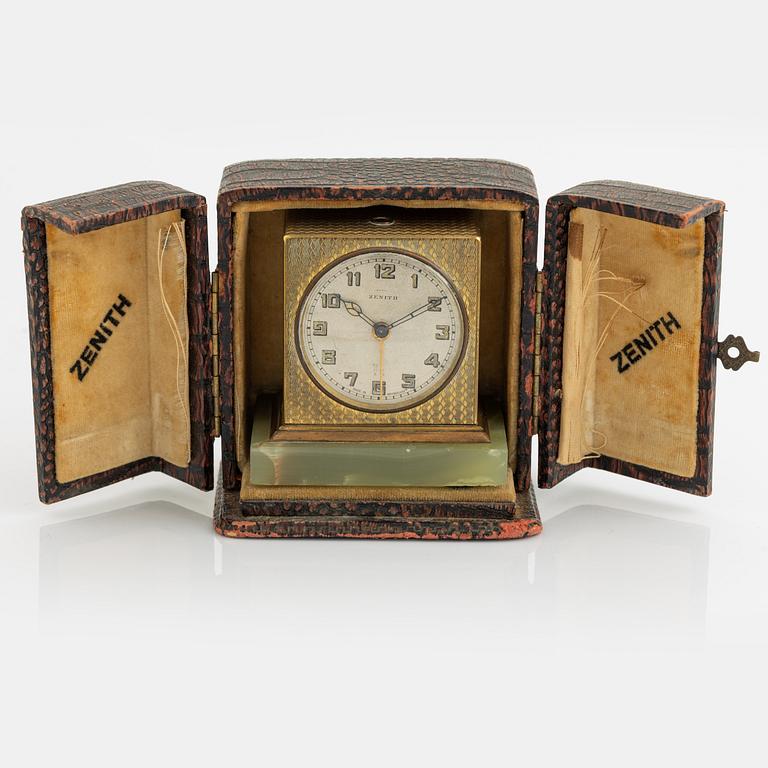 Zenith, clock, 67 x 66 x 44 mm.