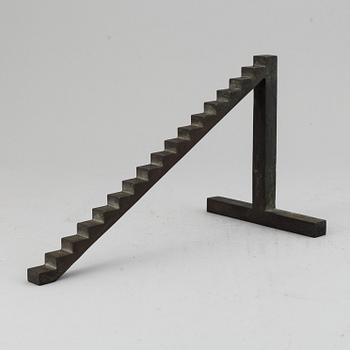 SIVERT LINDBLOM, signed with initials and dat -80. Numbered 30 x. Bronze, height 17.5 cm, lenght 29 cm.