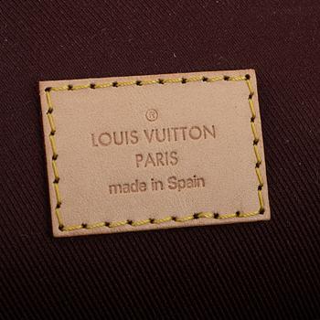 Louis Vuitton, bag, "Cluny MM", 2022.