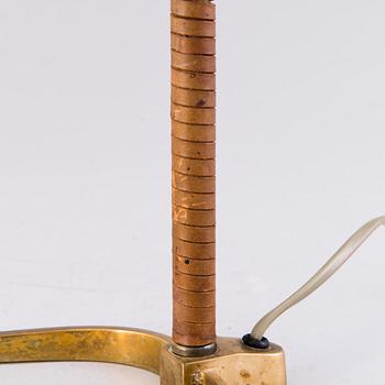 PAAVO TYNELL, bordslampa, modell 9224, Taito Oy, 1900-talets mitt.