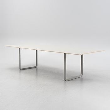 TAF Studios, bord "70/70", Muuto, samtida.