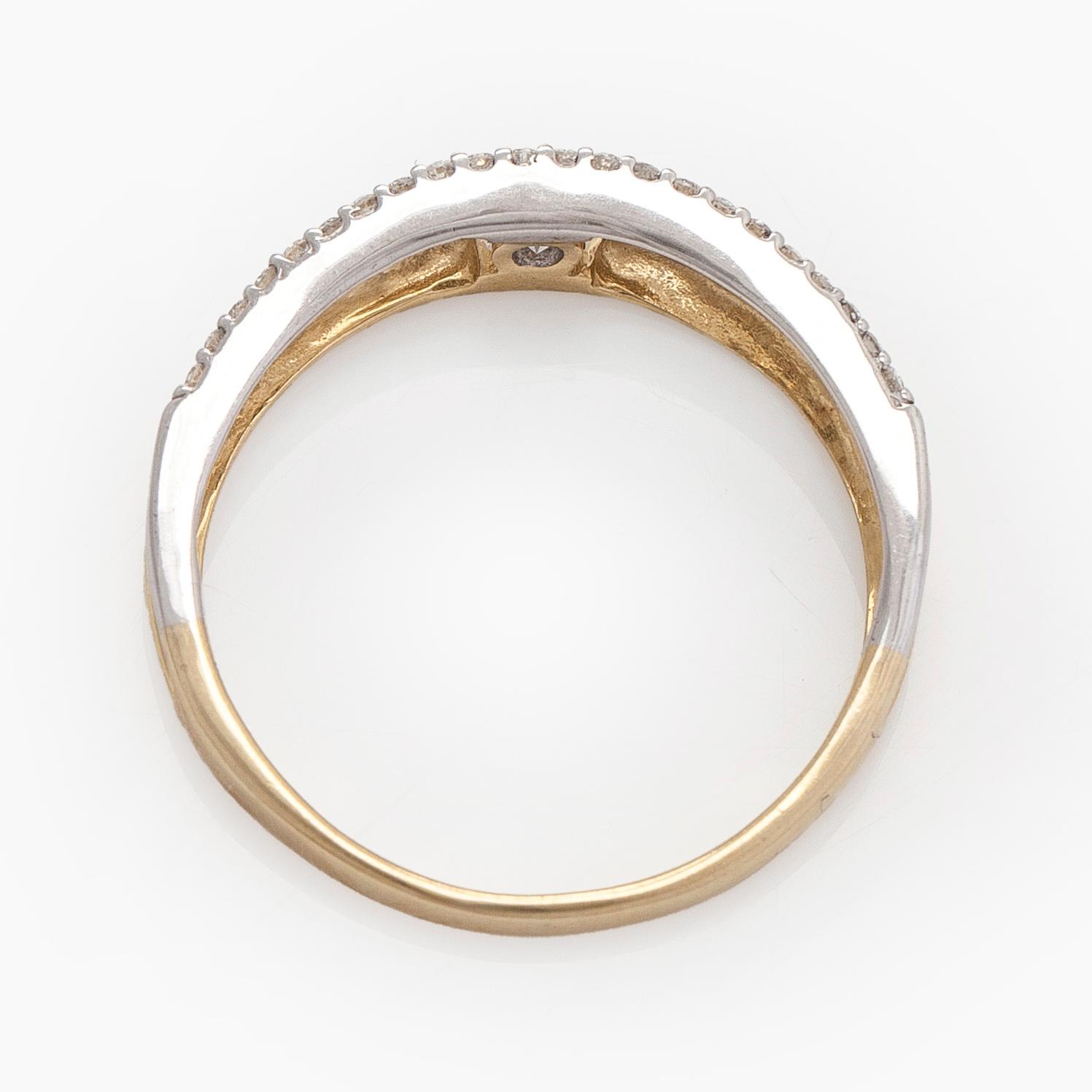 Ring, 14K guld och diamanter.