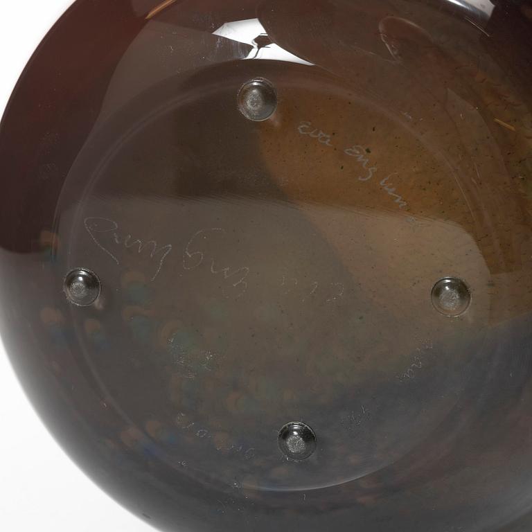 Eva Englund, vase, graal, Orrefors 1990.