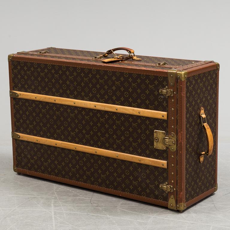 TRUNK/WARDROBE, Louis Vuitton.