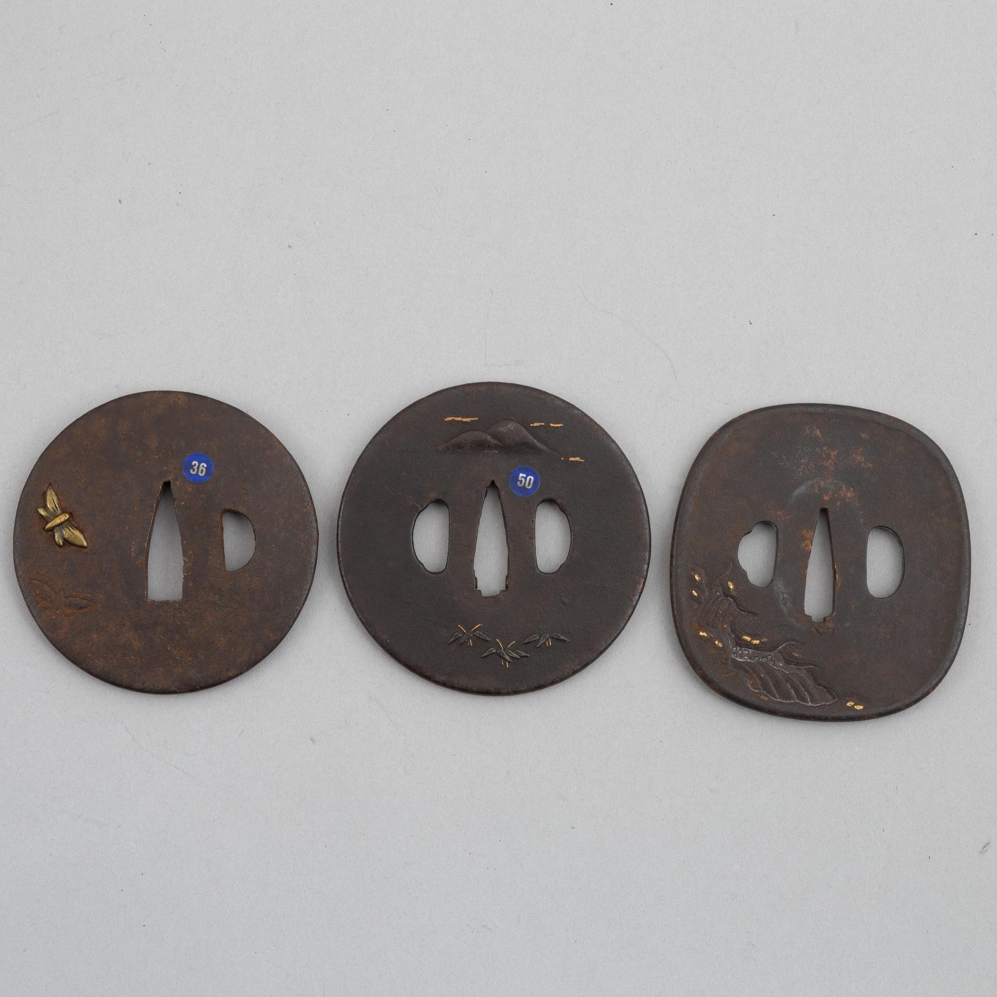 Tsuba, 3 st Japan, mumei, Edo.
