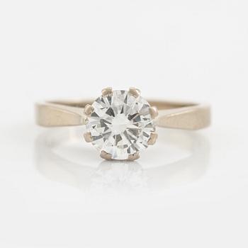 18K white gold and brilliant cut diamond solitaire ring, 1,29 ct.