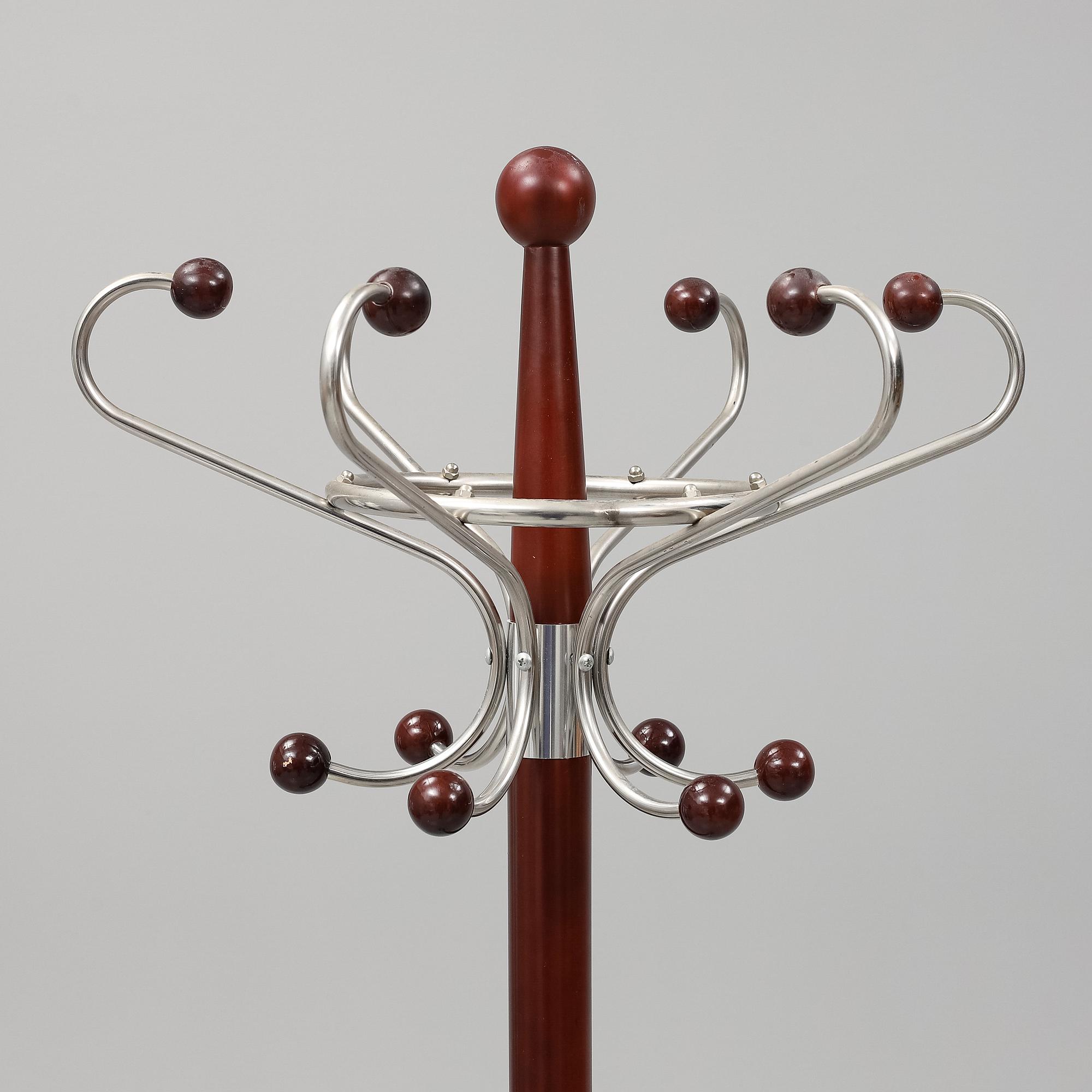A clothes hanger, second half of the 20th century.