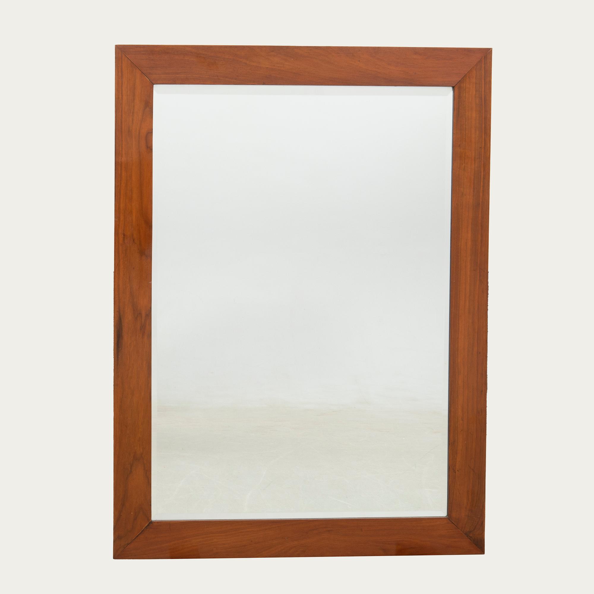 Spegel 1900-talets början.