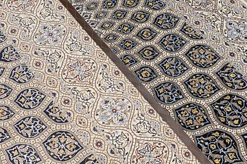 A part silk Nain carpet, so called 6 LAA, ca 306 x 215 cm.