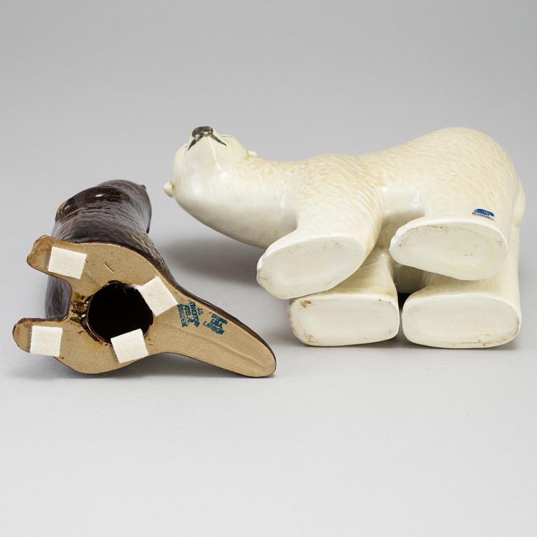 2 stoneware figurines by Lisa Larson for Jie and Gustavsberg, last quarter of the 20th century.