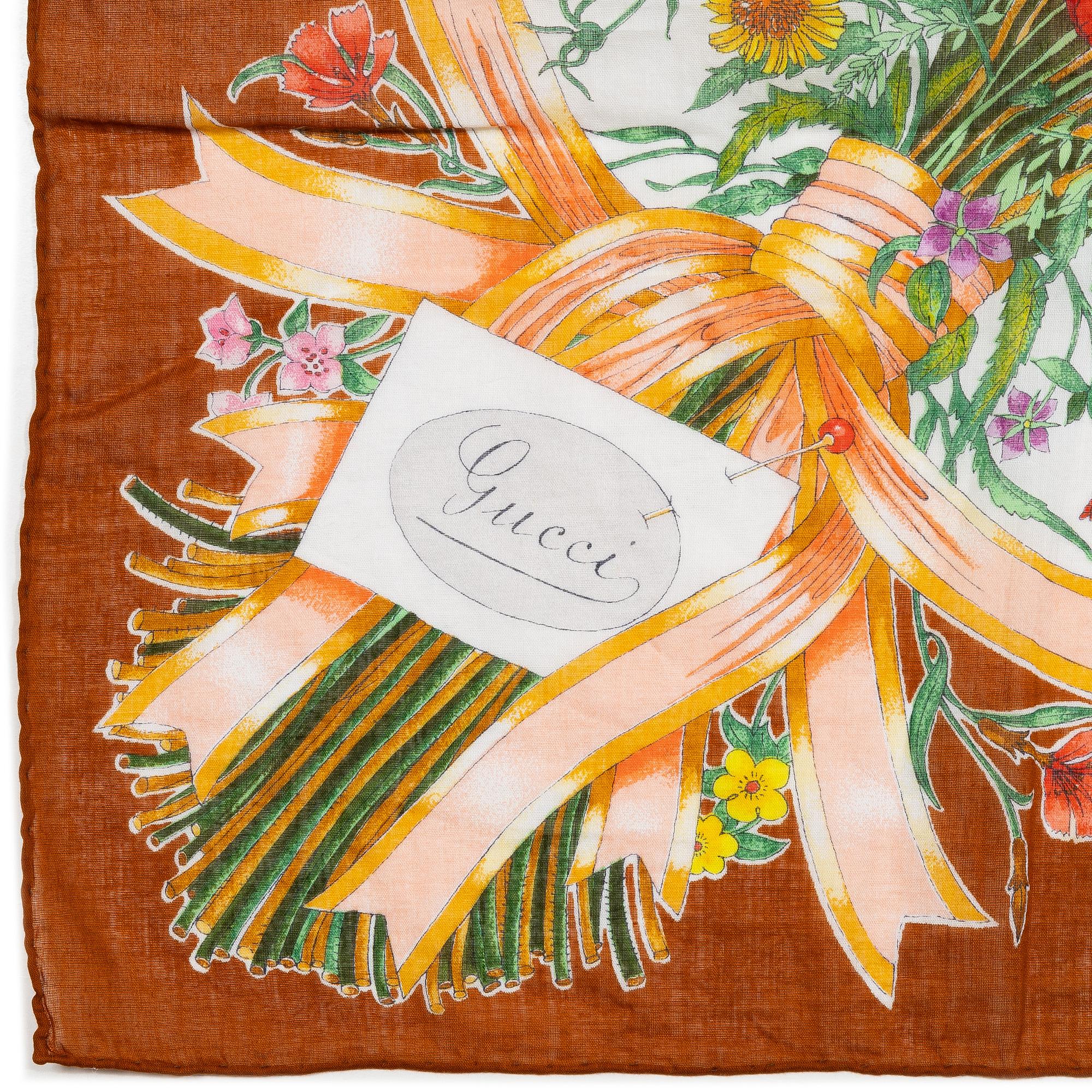Gucci, a 'Flora' scarf.