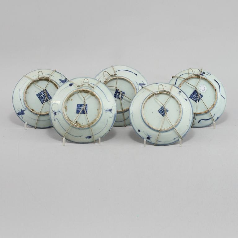 ASSIETTER, 5 st, porslin, Kina, 1700/1800-tal.