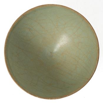 A celadon glazed bowl, Ming dynasty (1368-1644).