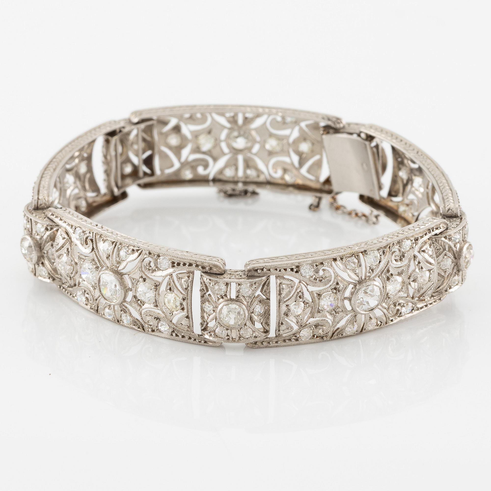 Armband platina med gammalslipade diamanter, art déco.