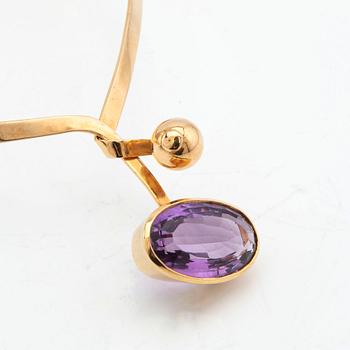 Necklace, 18K with amethyst.