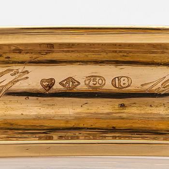 Tillander, armring, 18K guld med briljantslipade diamanter totalt ca 6.62 ct, Helsingfors 1986.