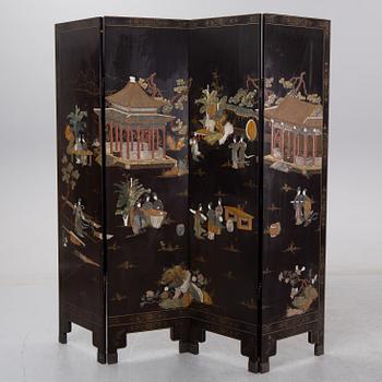 A chinese screen with stone inlay, first half of the 20th Century.