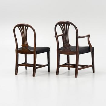 Matbord, ett par karmstolar och 6 stolar. 1900-tal.