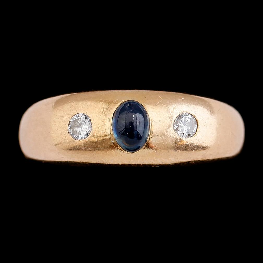 RING, 18 k guld, briljantslipade diamanter och safir, EKS 1962. Vikt ca 10,2 g.