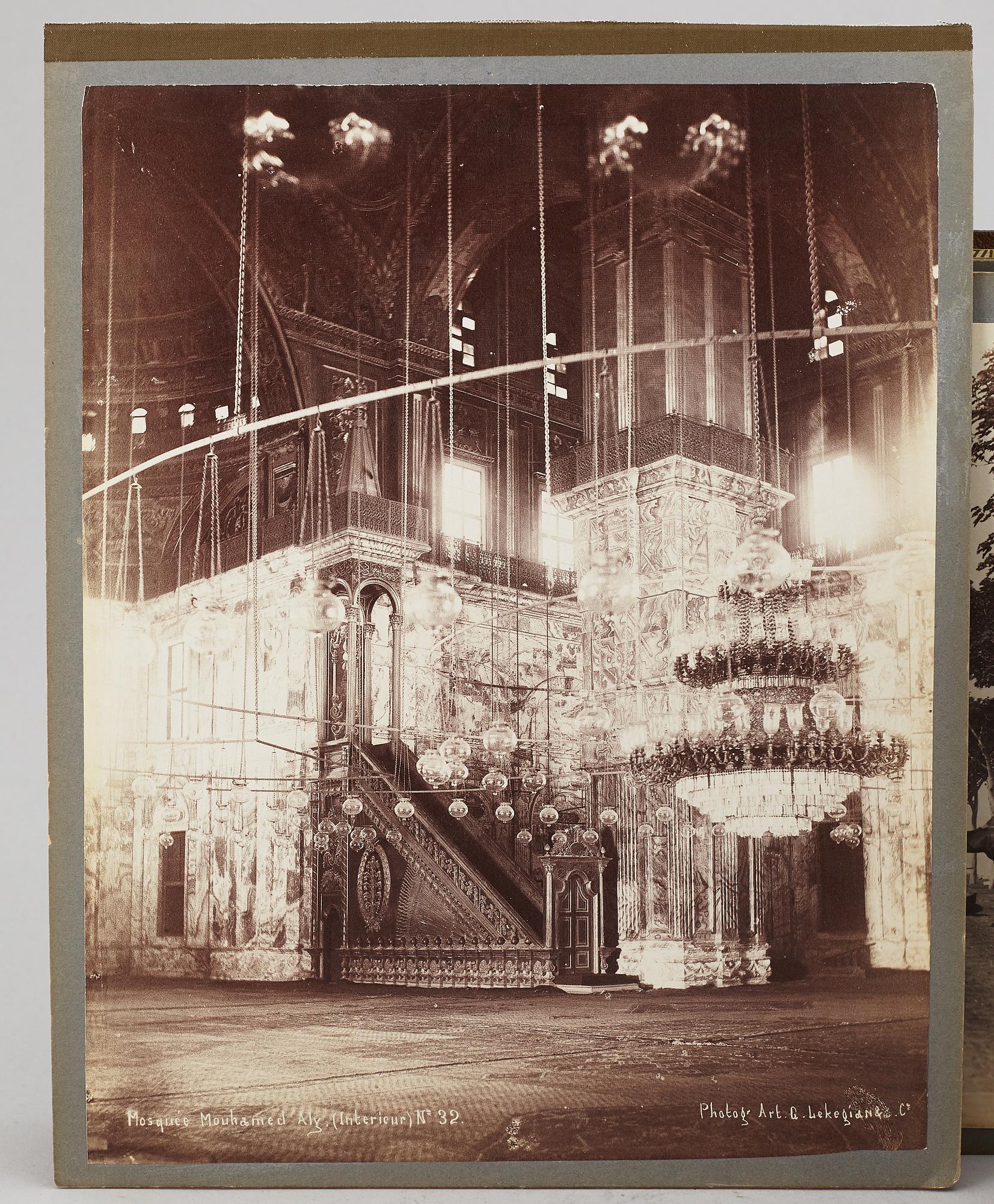 FOTOALBUM,   MEDELHAVSKRYSSNING 1905-06 MED KORVETTEN FREJA.
