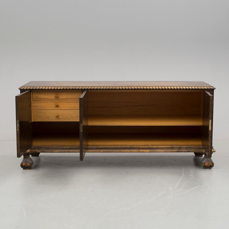 SIDEBOARD, Svenska Möbelfabrikerna i Bodafors, 1920/30-tal.