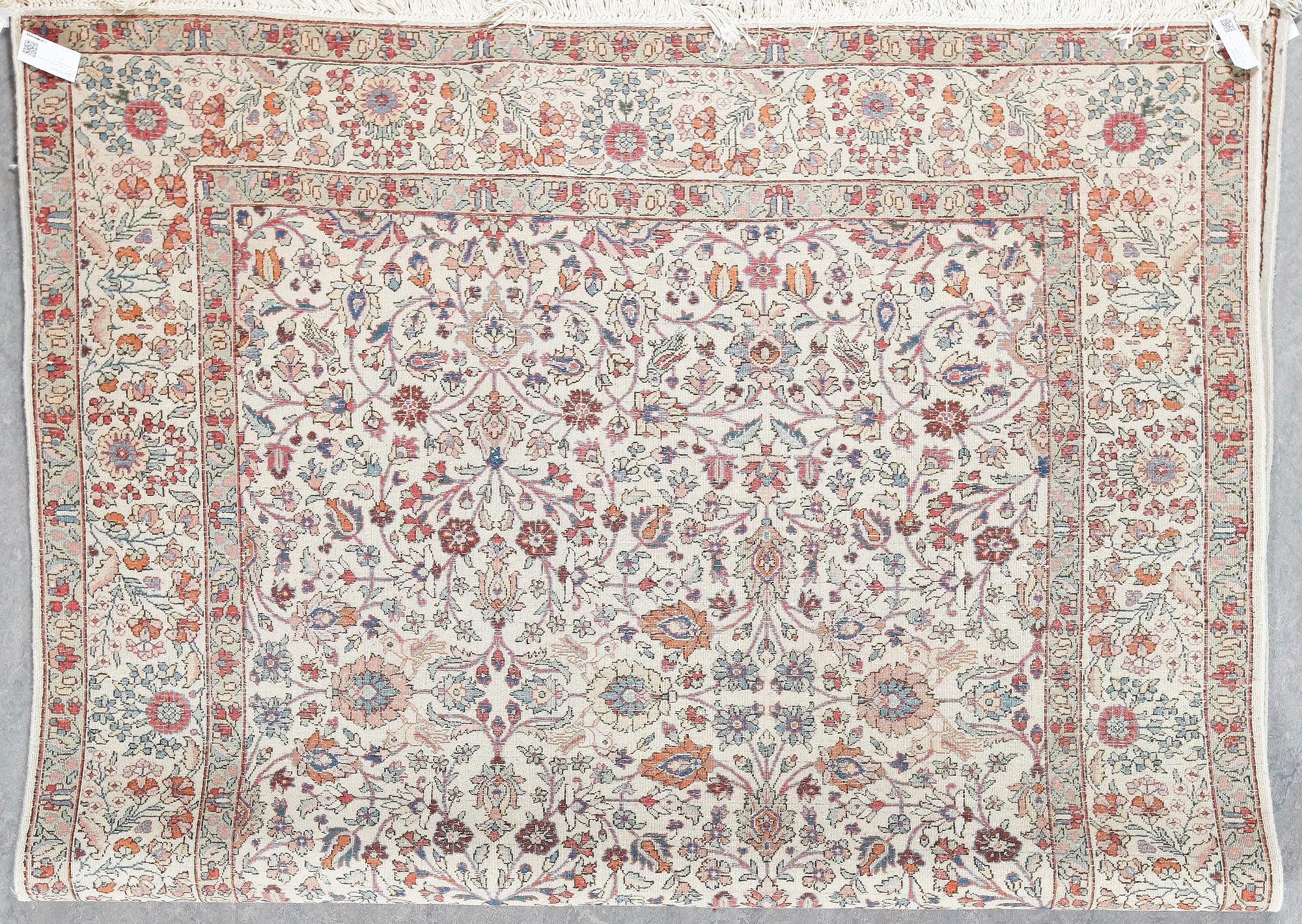 MATTA, semiantik/old, Täbris, ca 294x200 cm.