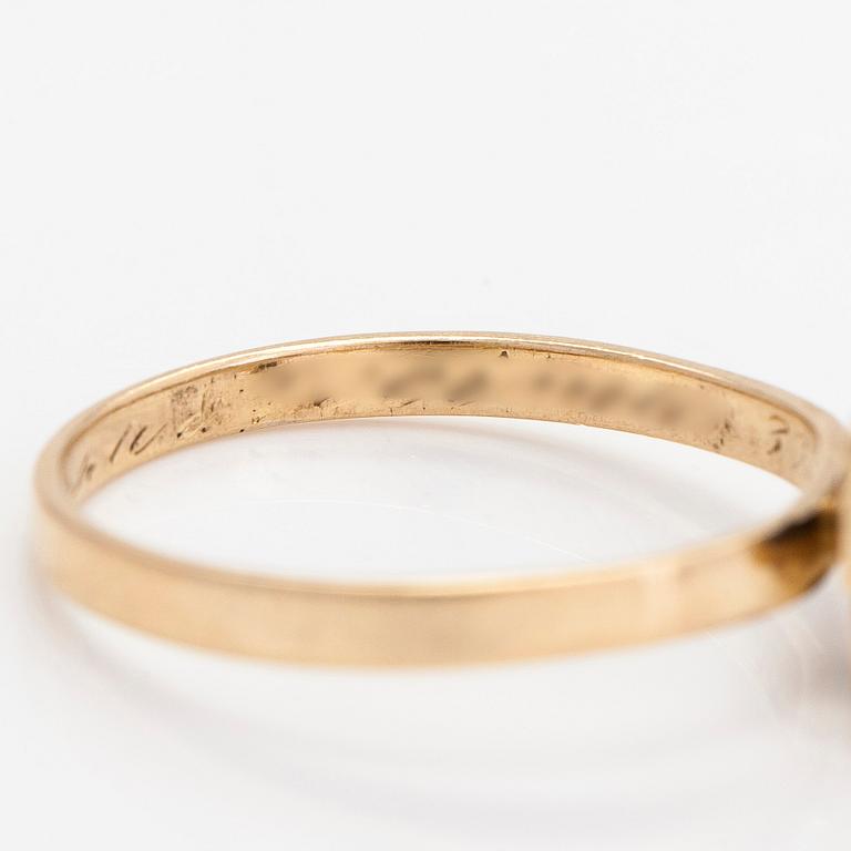 Björn Weckström, Ring "Guldtorn", 18K guld, diamant ca 0.09 ct. Lapponia 1971.