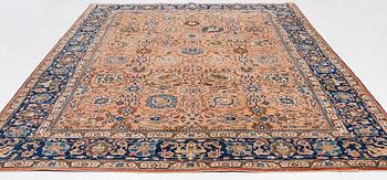 Semi-antique Tabriz rug, approx. 365 x 275 cm.